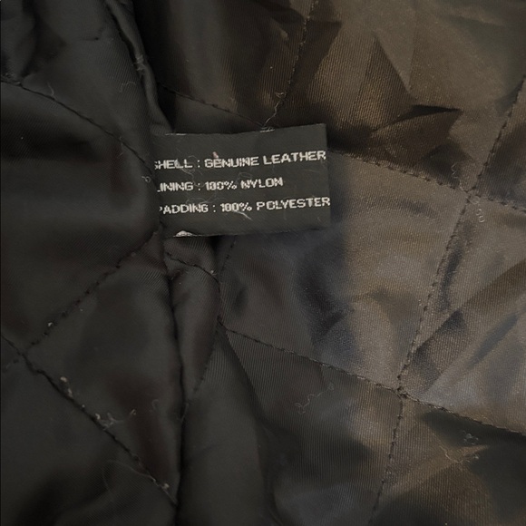 Wilda Vintage Black Leather Zip Up Belted Moto Jacket Size Small - Picture 10 of 11